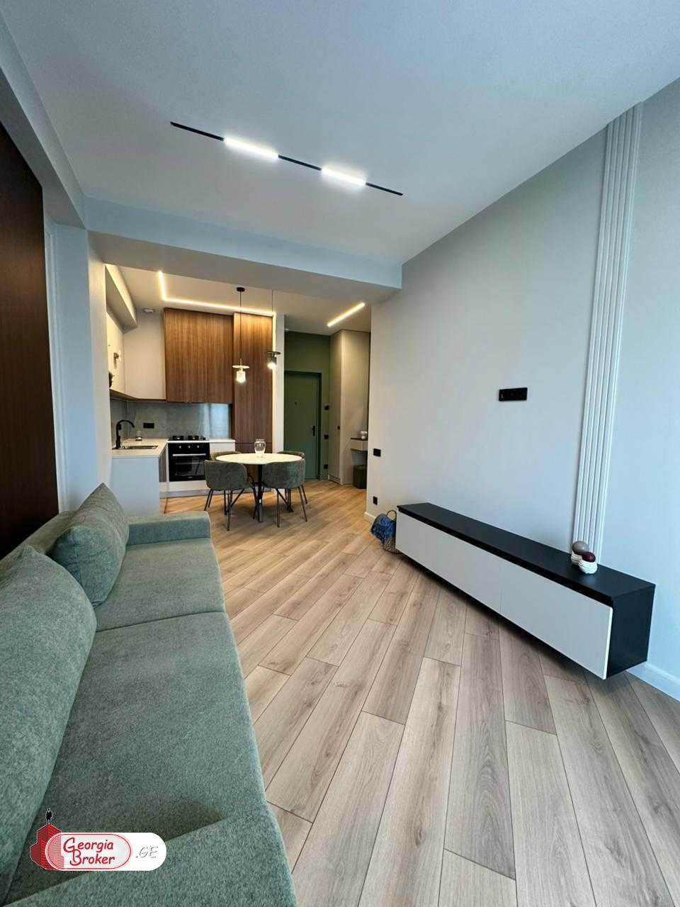 продается квартира с новым ремонтом 2-комнаты