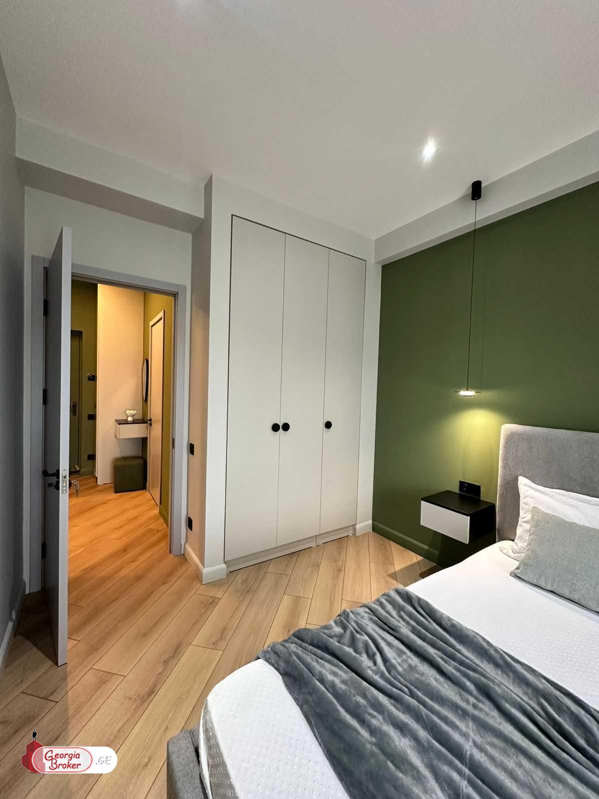 продается квартира с новым ремонтом 2-комнаты