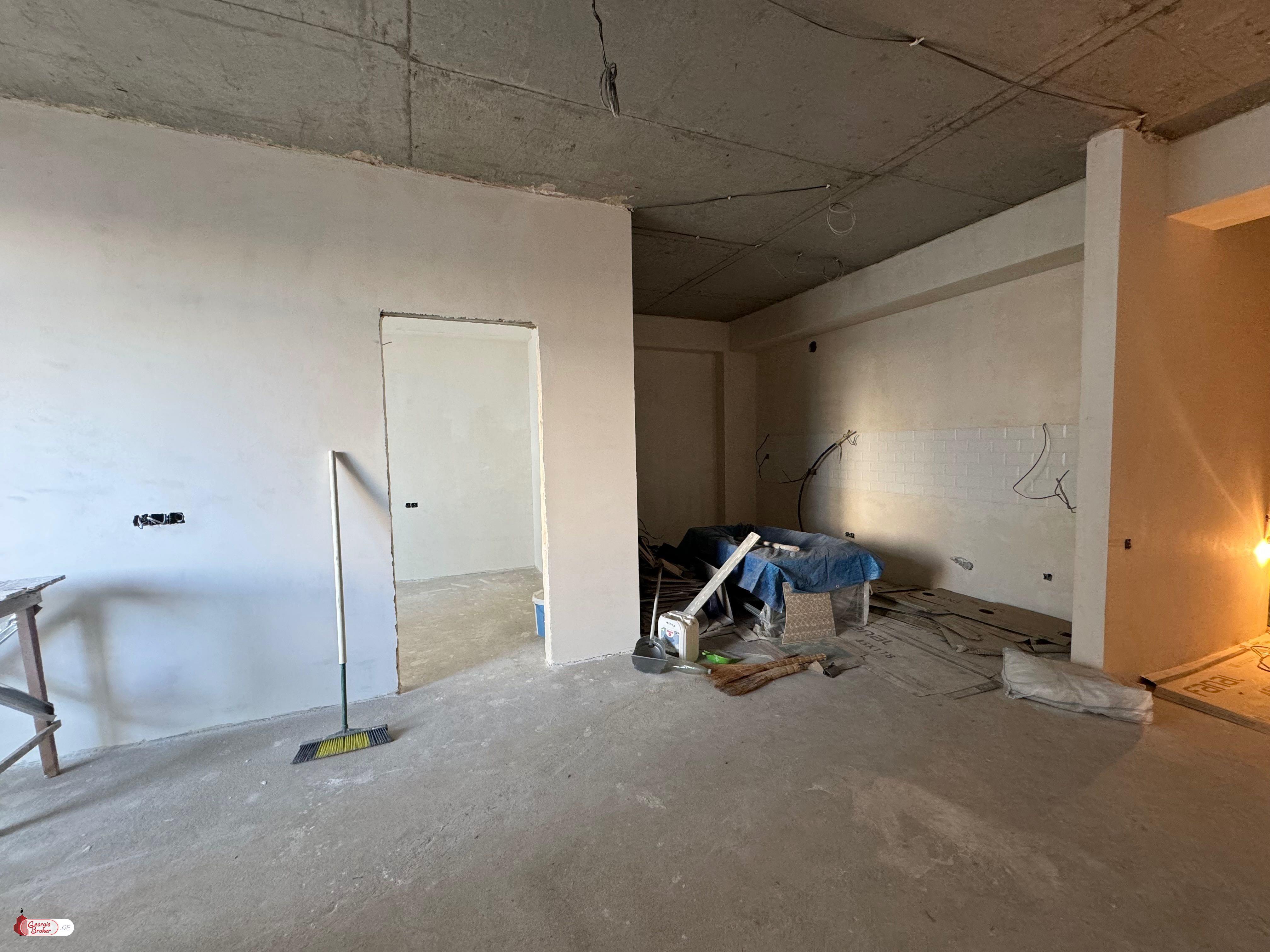 იყიდება ახალი გარემონტებული 4 ოთახიანი ბინა