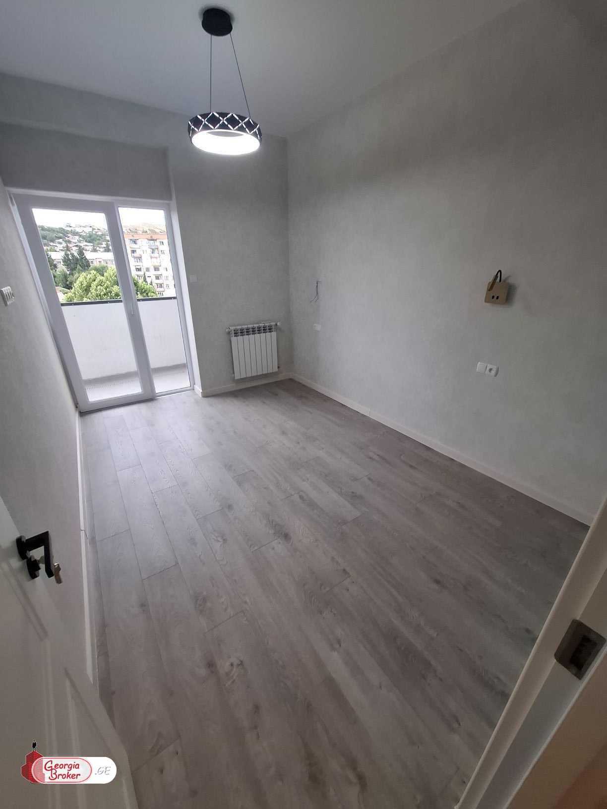 იყიდება ახალი გარემონტებული 3 ოთახიანი ბინა