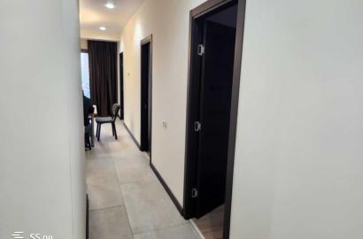 ქირავდება ახალი გარემონტებული 4 ოთახიანი ბინა