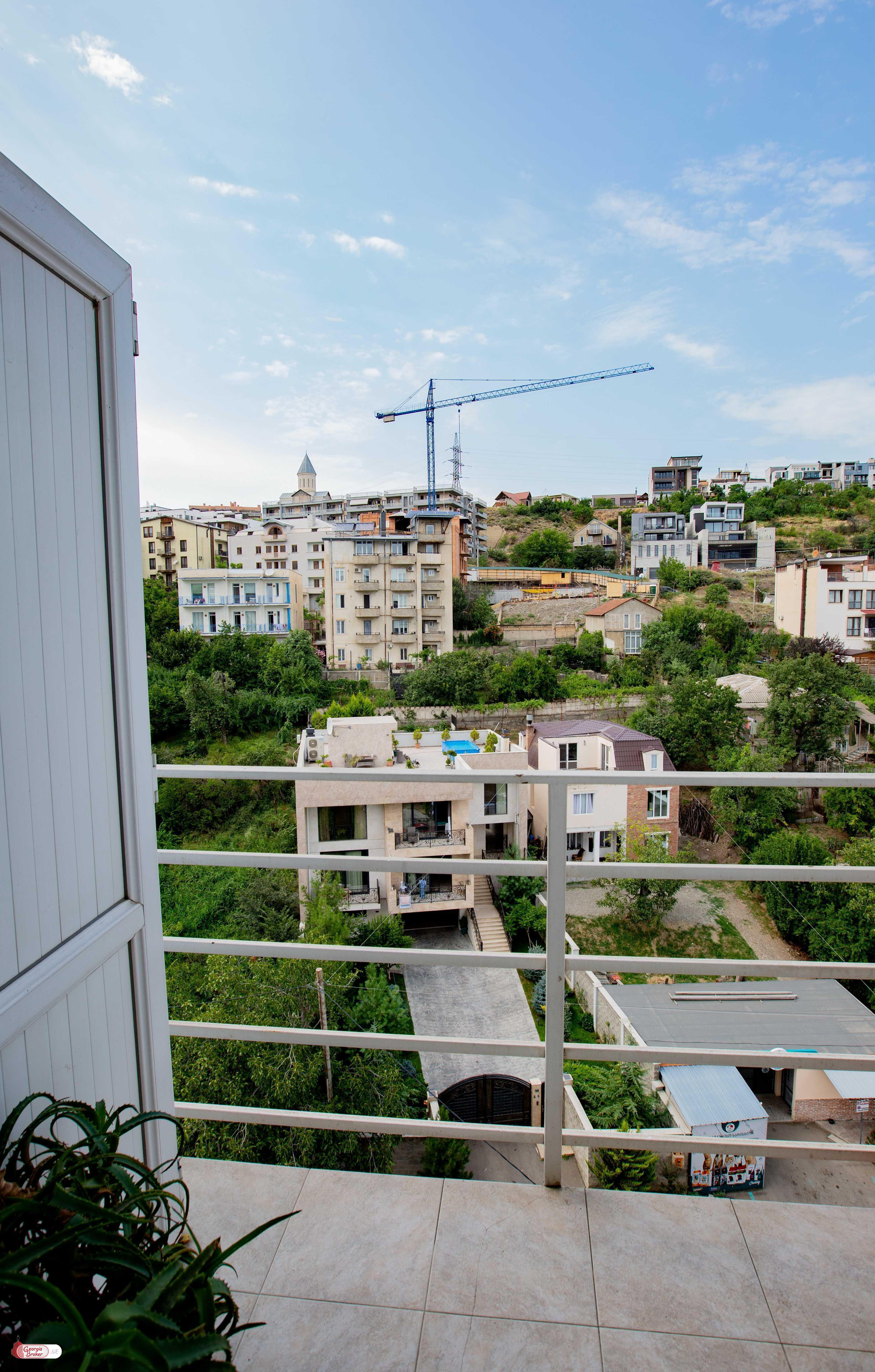 nearly repaired 4-room apartment for sale