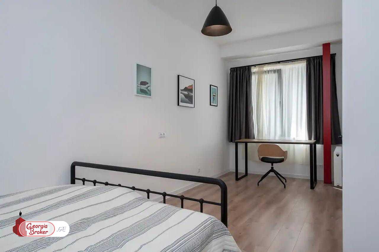 იყიდება ახალი გარემონტებული 2 ოთახიანი ბინა