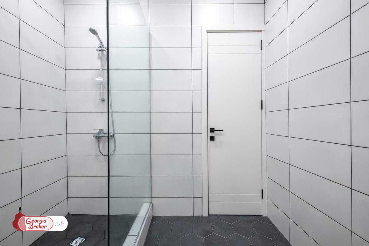 იყიდება ახალი გარემონტებული 2 ოთახიანი ბინა