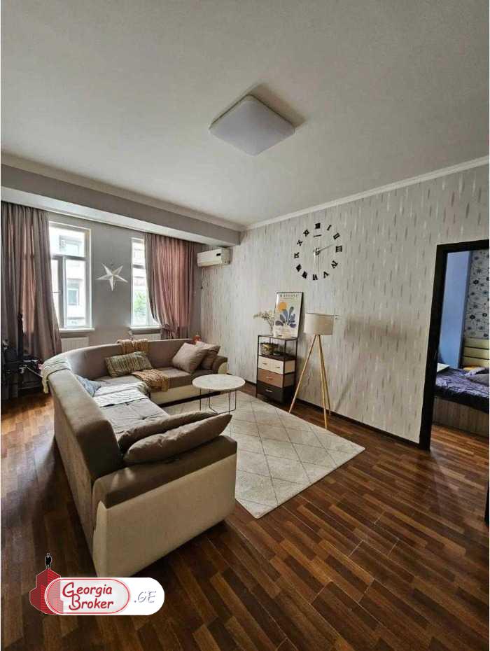 იყიდება ახალი გარემონტებული 2 ოთახიანი ბინა