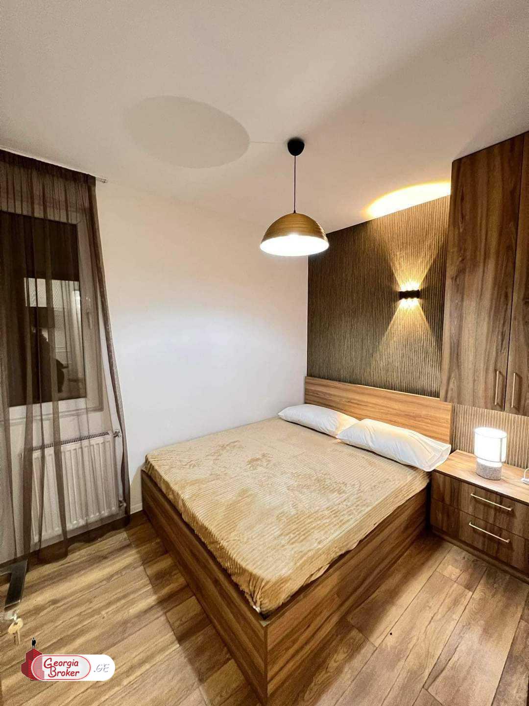 nearly repaired 3-room apartment for sale