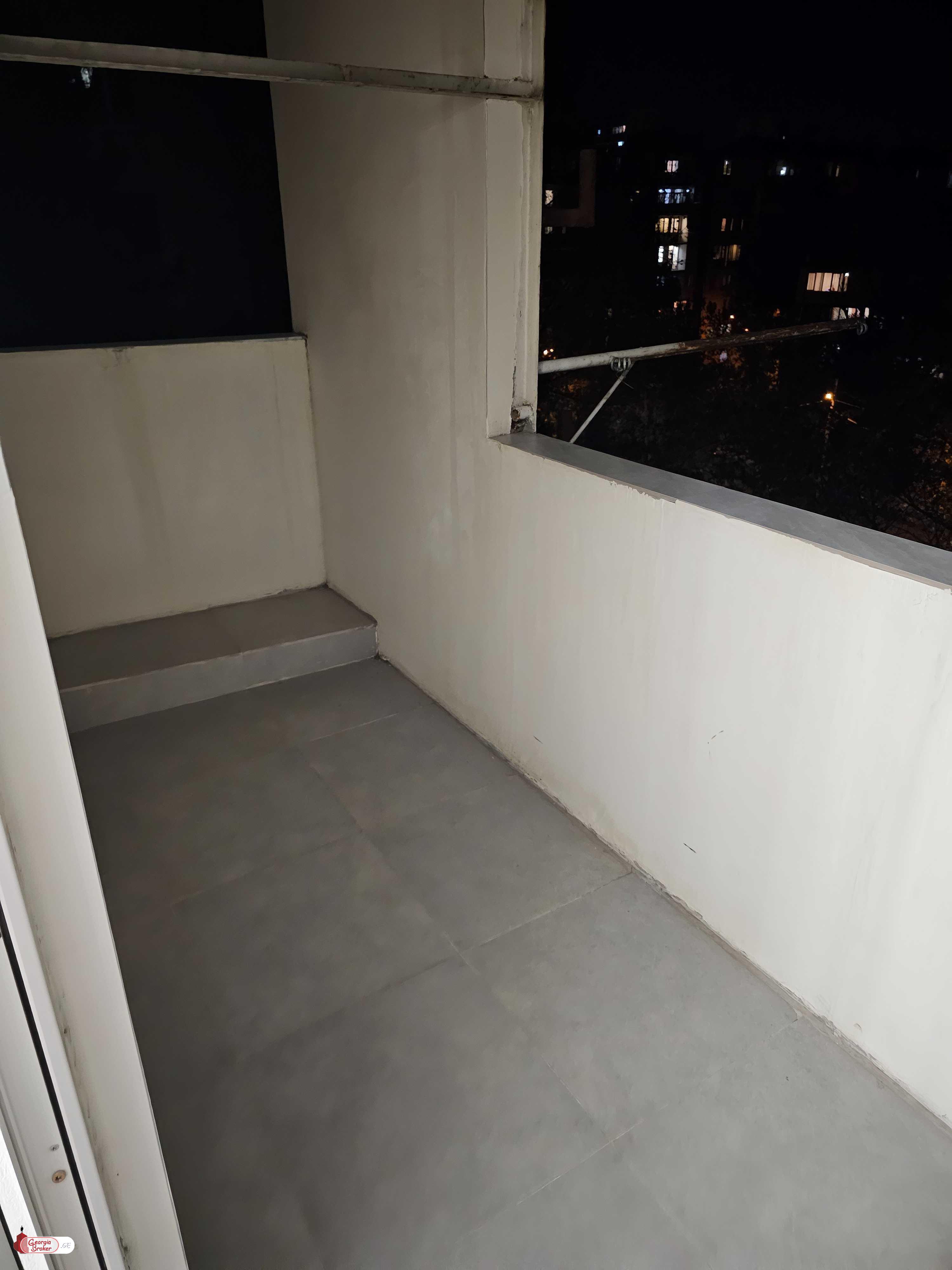 nearly repaired 3-room apartment for sale