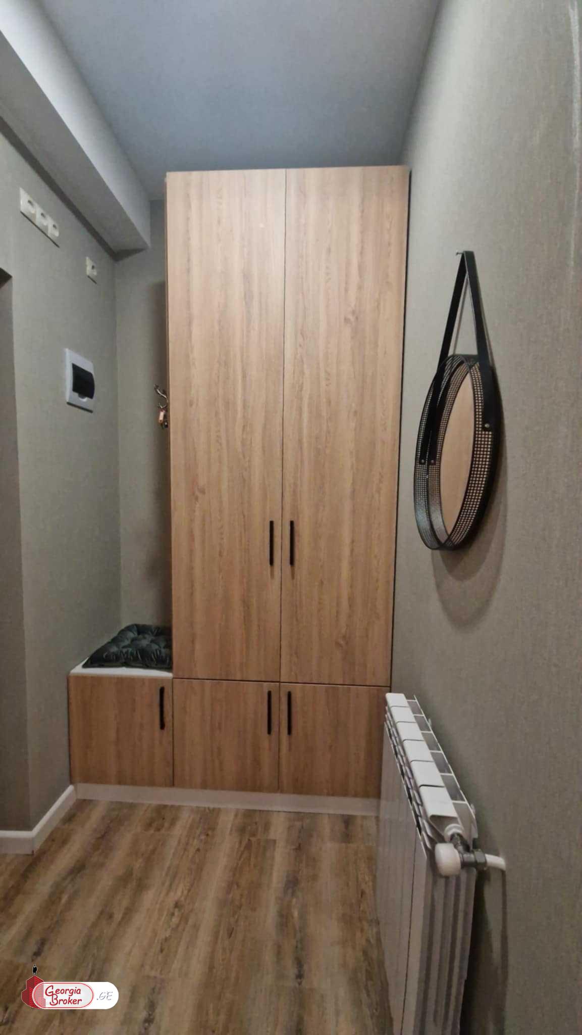 იყიდება ახალი გარემონტებული 2 ოთახიანი ბინა