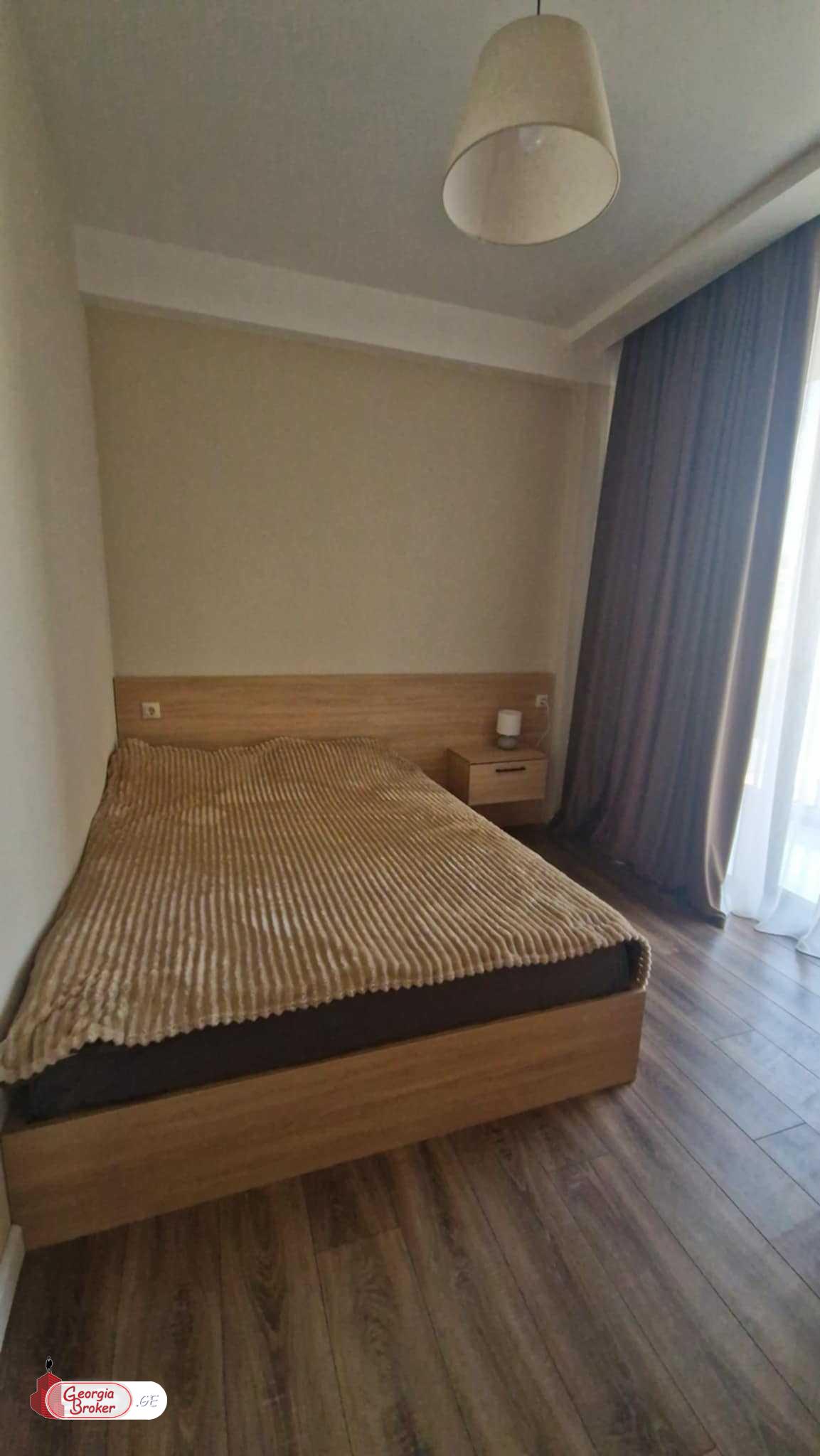 იყიდება ახალი გარემონტებული 2 ოთახიანი ბინა