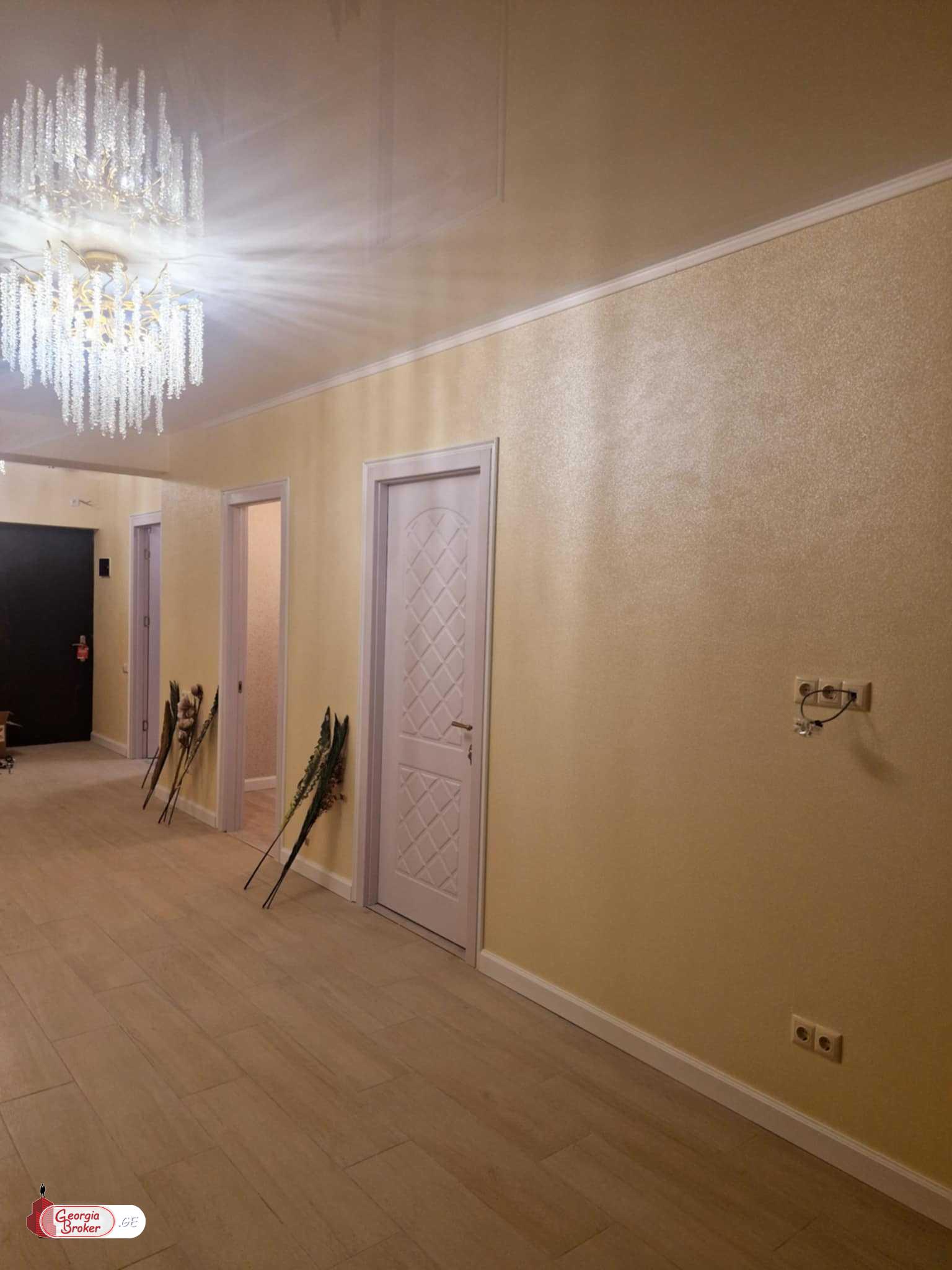 იყიდება ახალი გარემონტებული 3 ოთახიანი ბინა