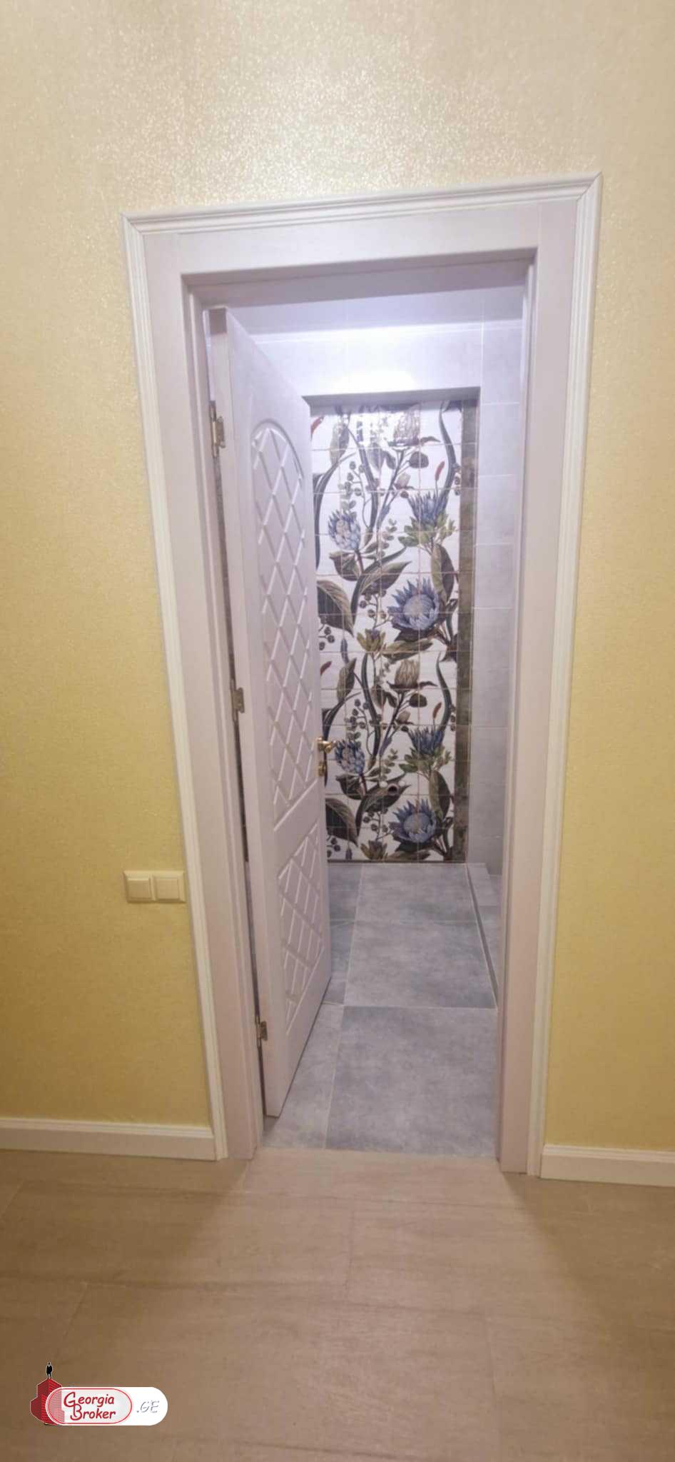 იყიდება ახალი გარემონტებული 3 ოთახიანი ბინა