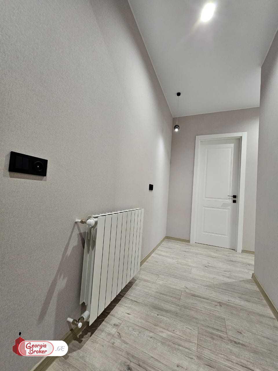 nearly repaired 3-room apartment for sale