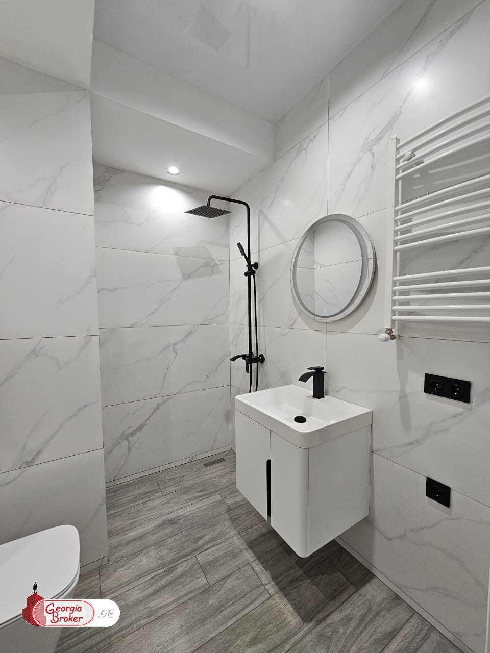 nearly repaired 3-room apartment for sale