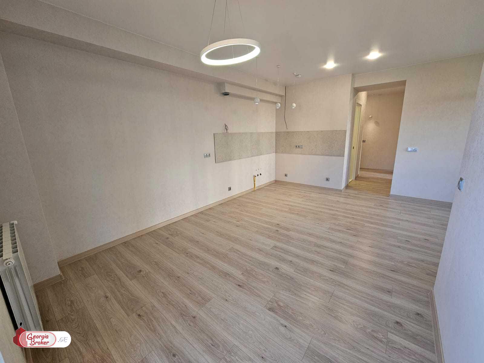 nearly repaired 3-room apartment for sale