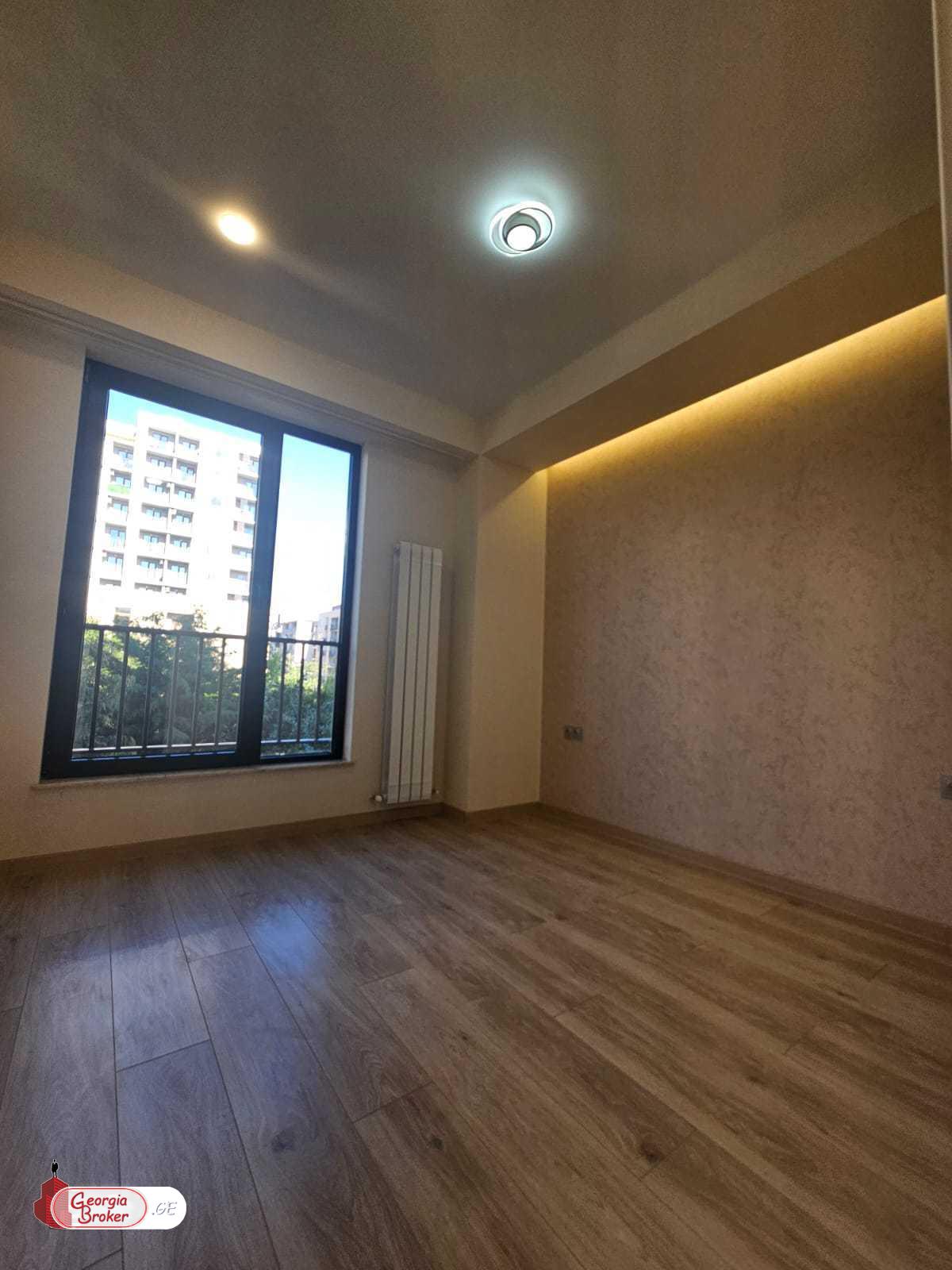 nearly repaired 3-room apartment for sale