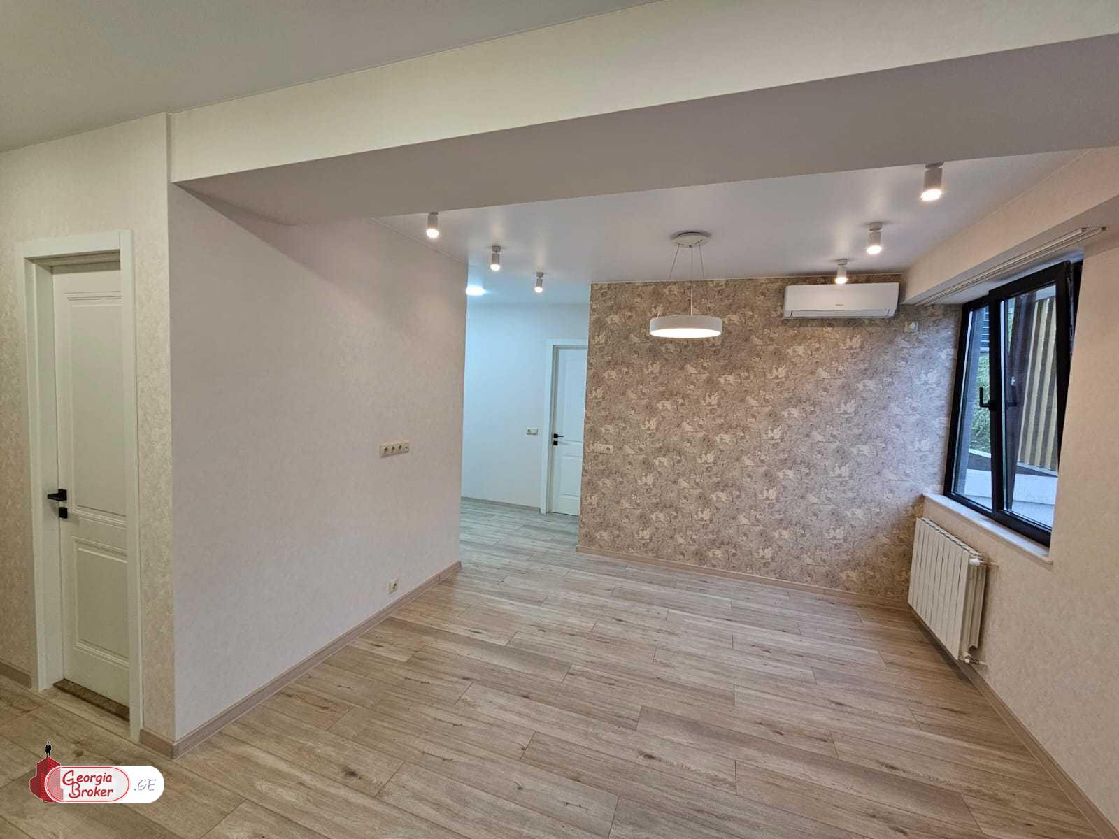 nearly repaired 3-room apartment for sale