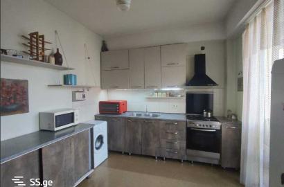 nearly repaired 5-room apartment for sale