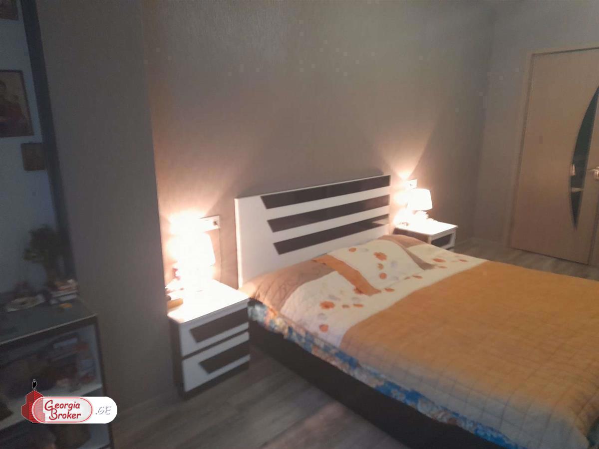 nearly repaired 4-room apartment for sale