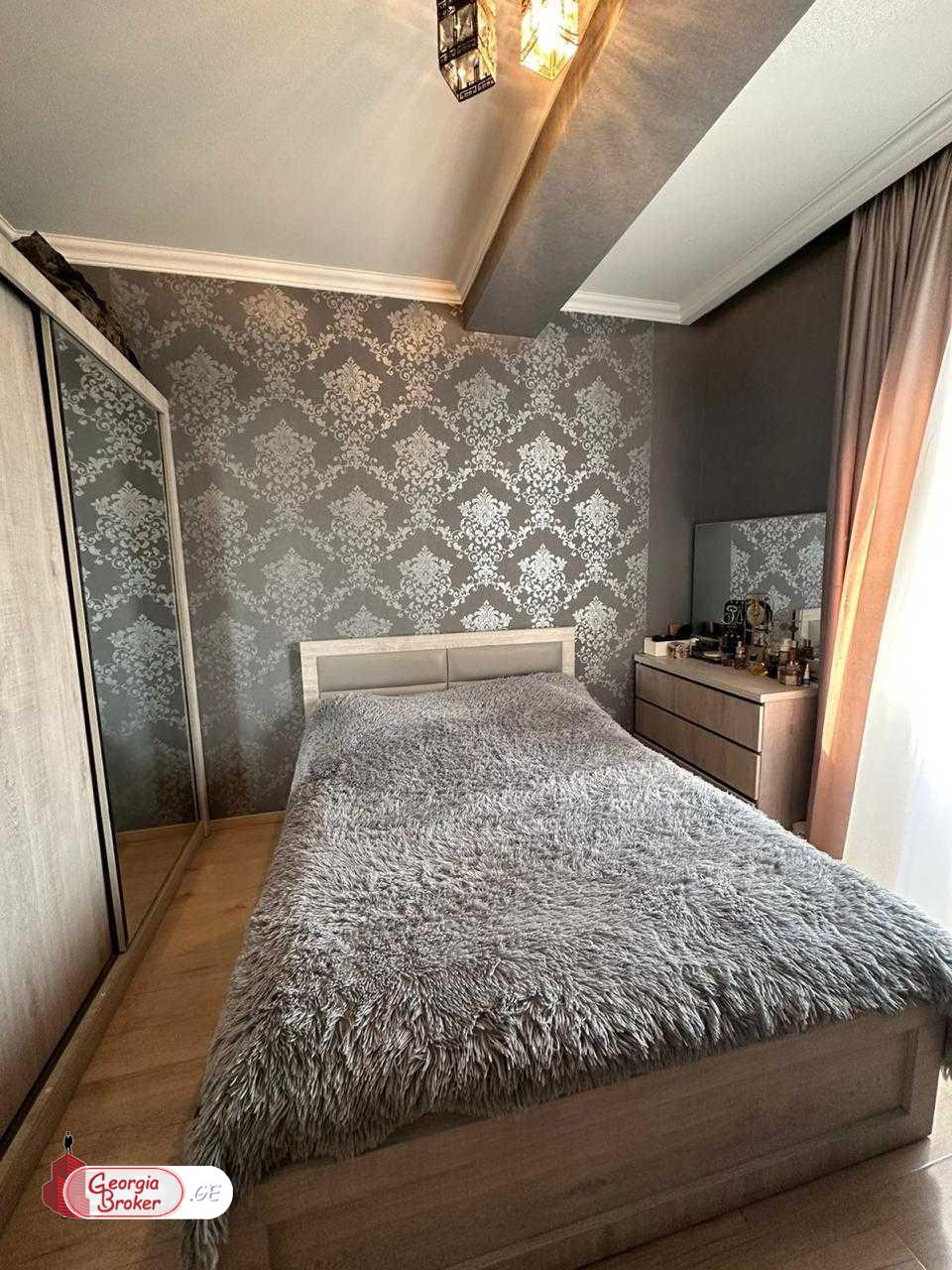 nearly repaired 3-room apartment for sale