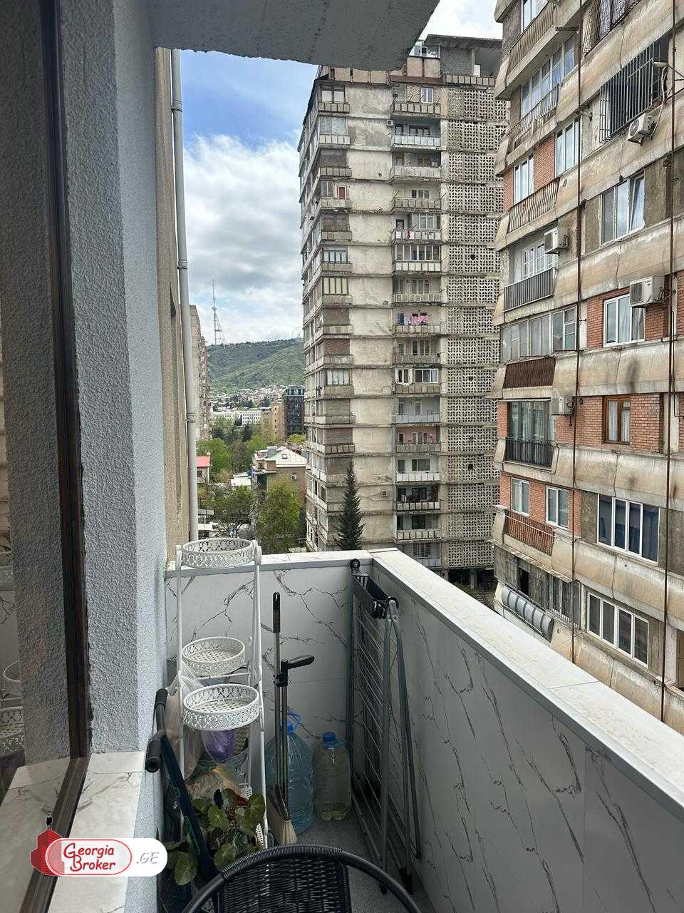 nearly repaired 4-room apartment for sale