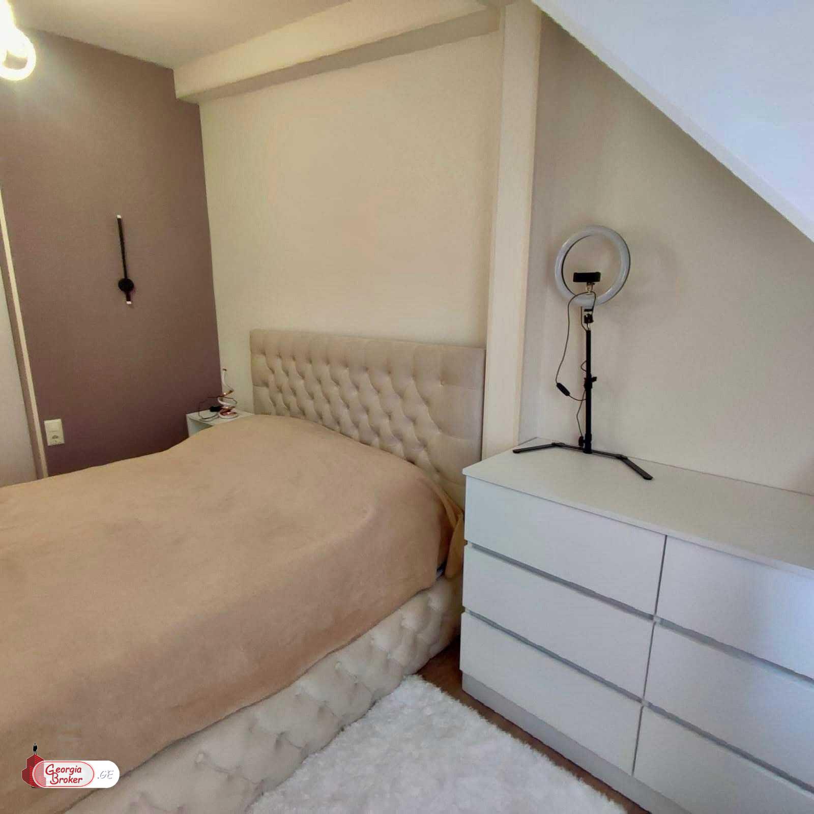 nearly repaired 3-room apartment for sale