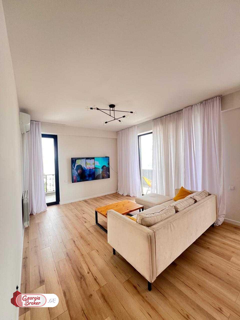 nearly repaired 3-room apartment for sale