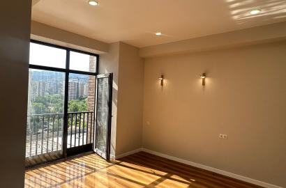 nearly repaired 2-room apartment for sale