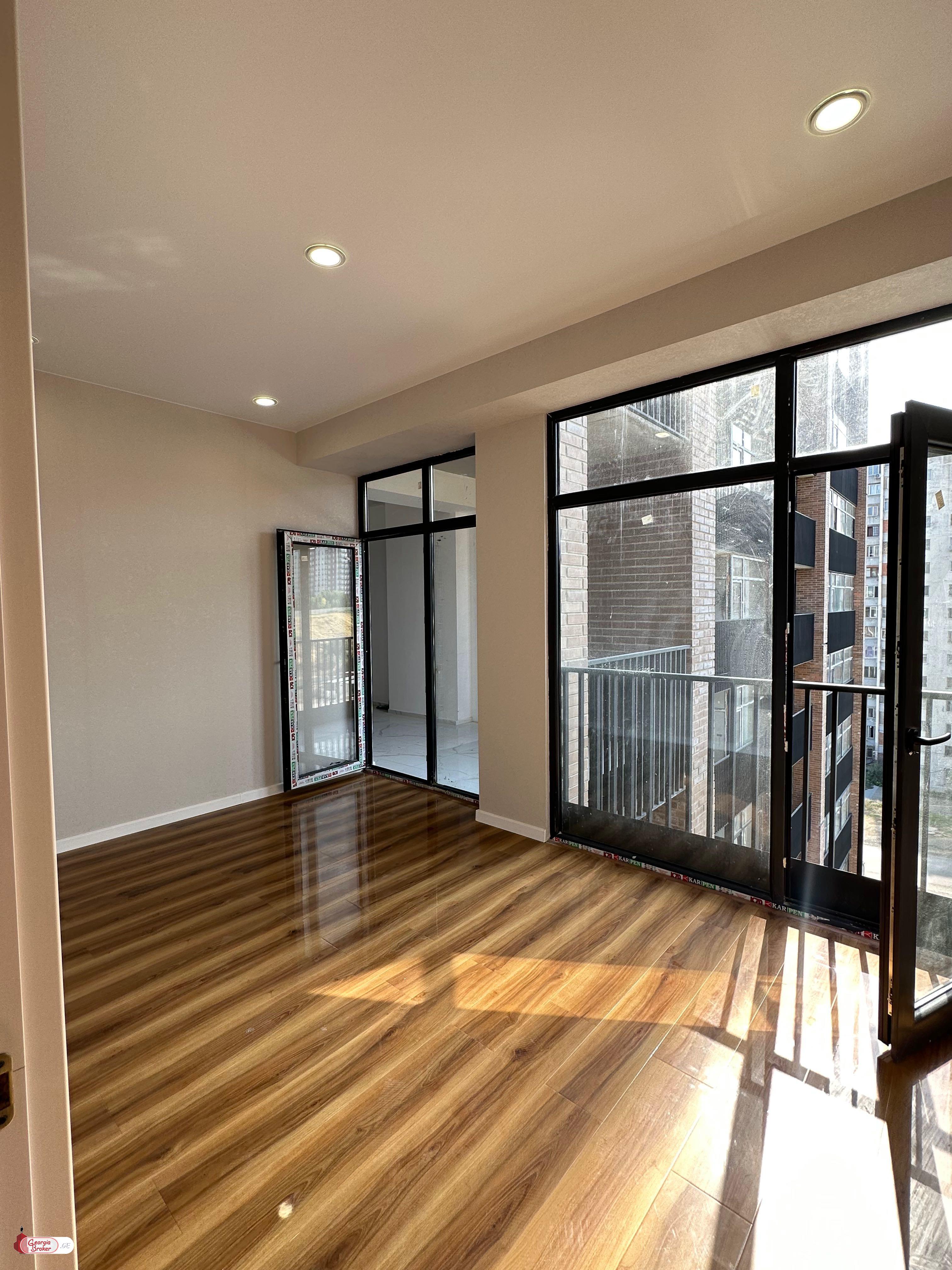 продается квартира с новым ремонтом 2-комнаты