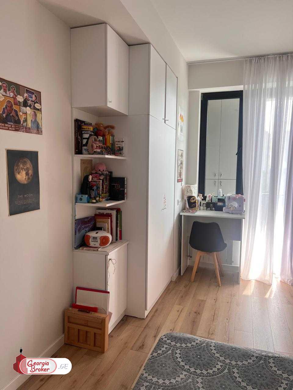 nearly repaired 3-room apartment for sale