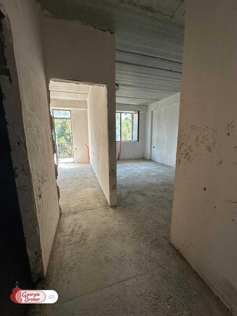 იყიდება ახალი გარემონტებული 2 ოთახიანი ბინა