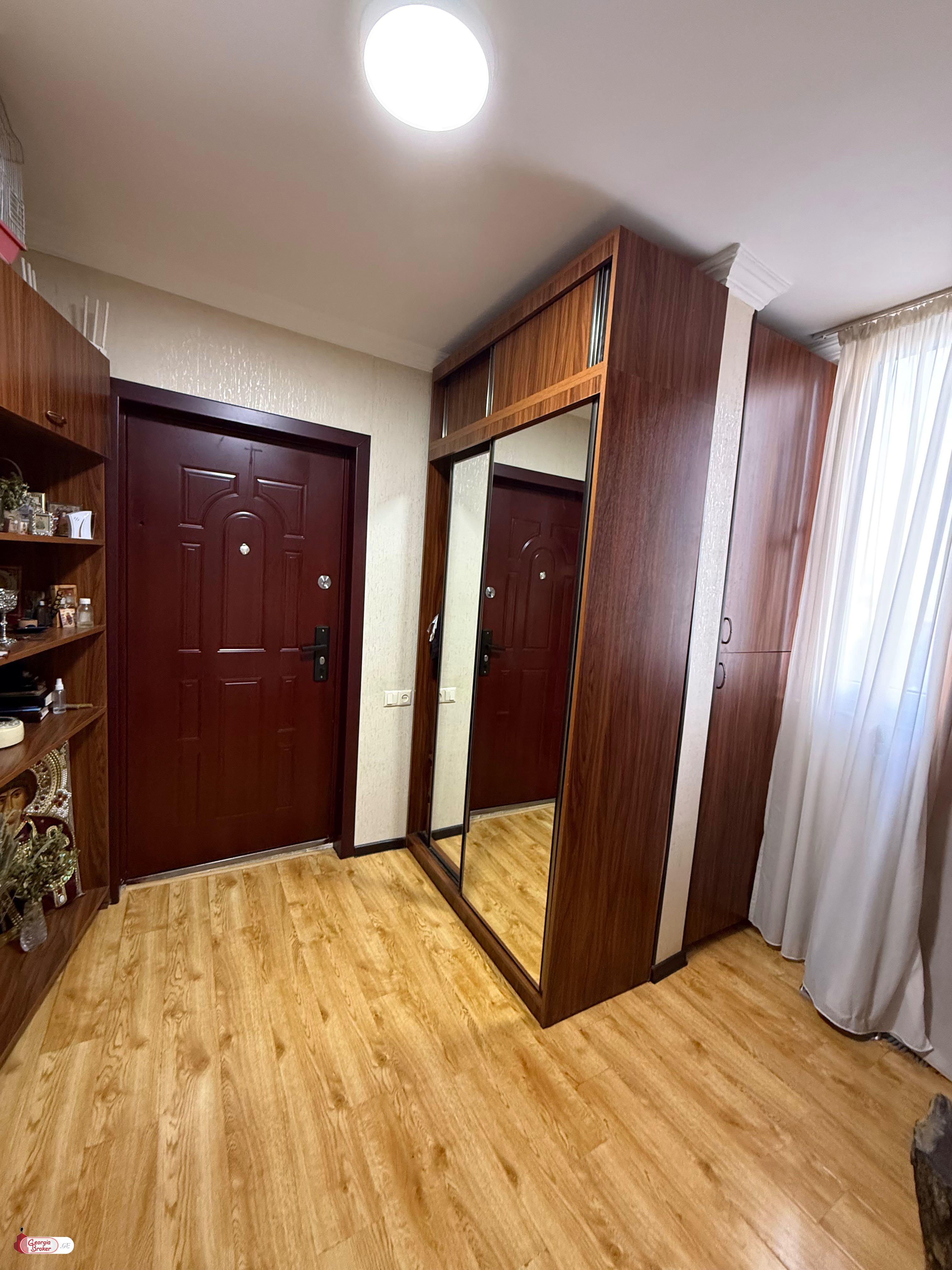 nearly repaired 4-room apartment for sale