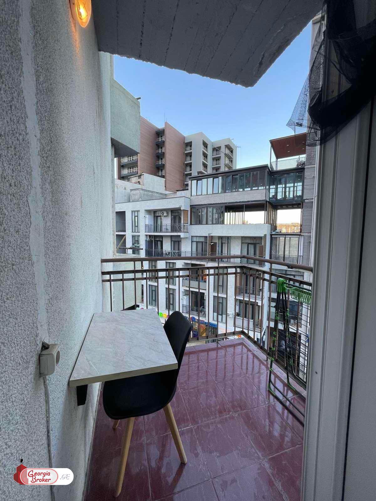 nearly repaired 2-room apartment for sale