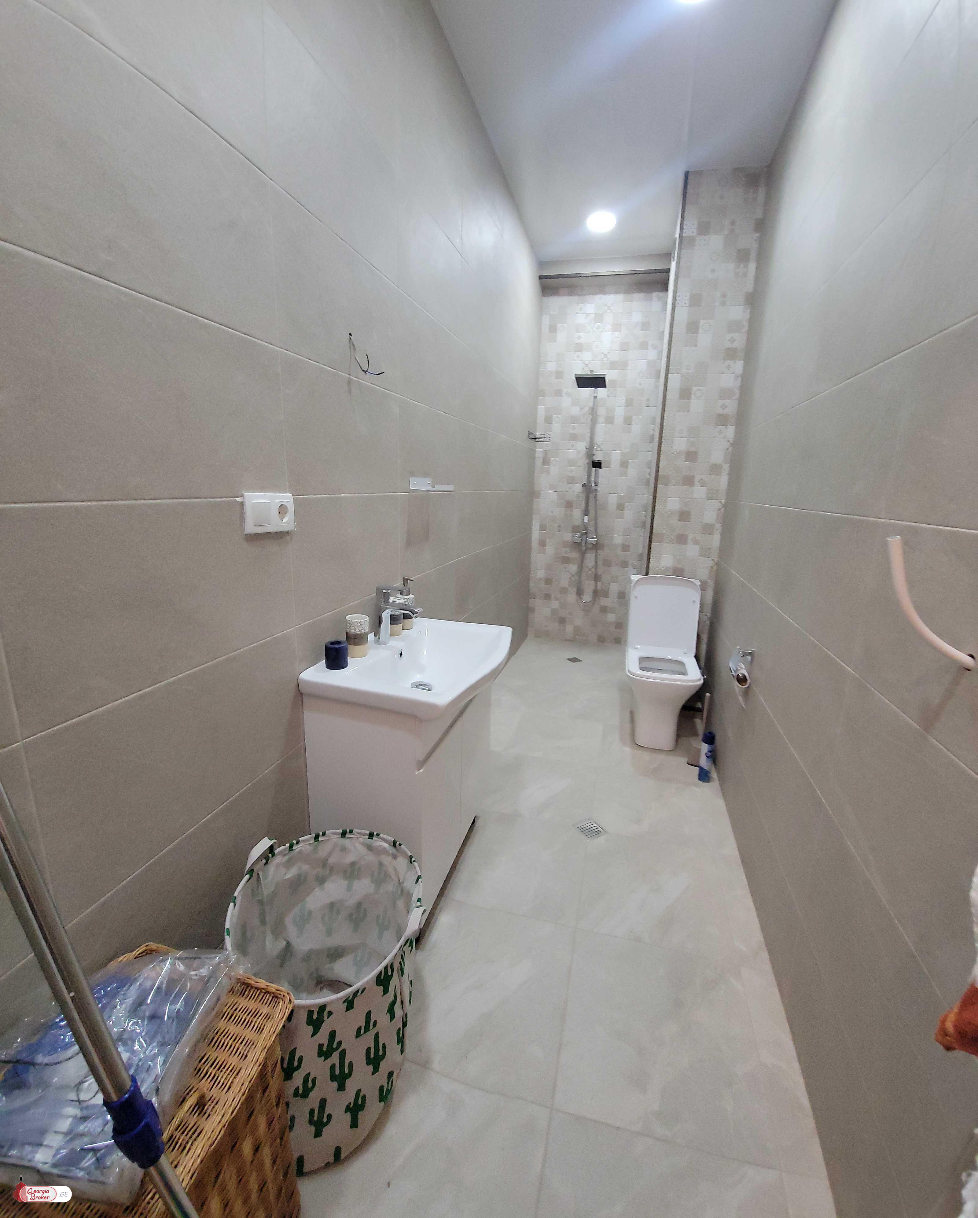 nearly repaired 3-room apartment for sale