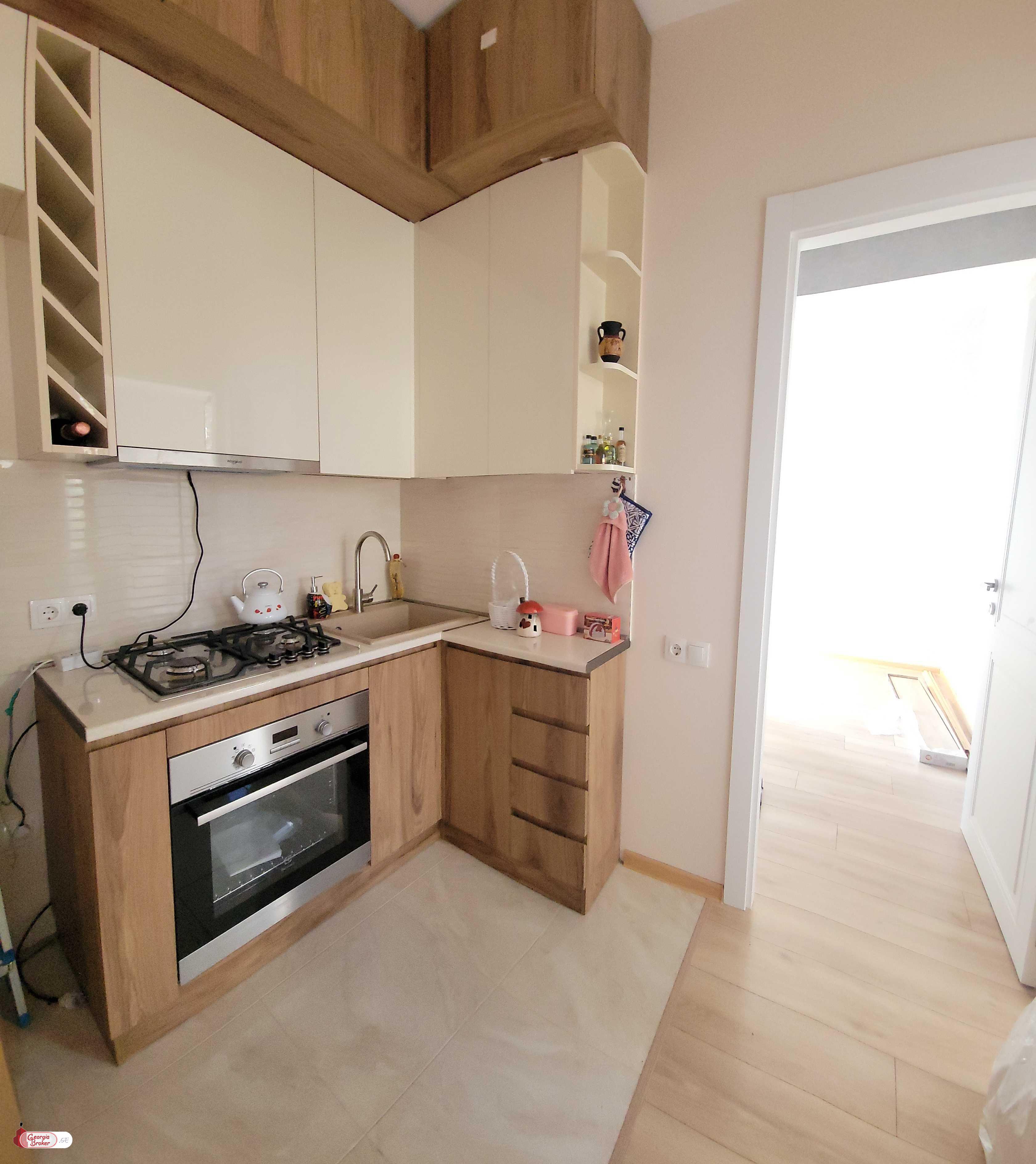 nearly repaired 3-room apartment for sale