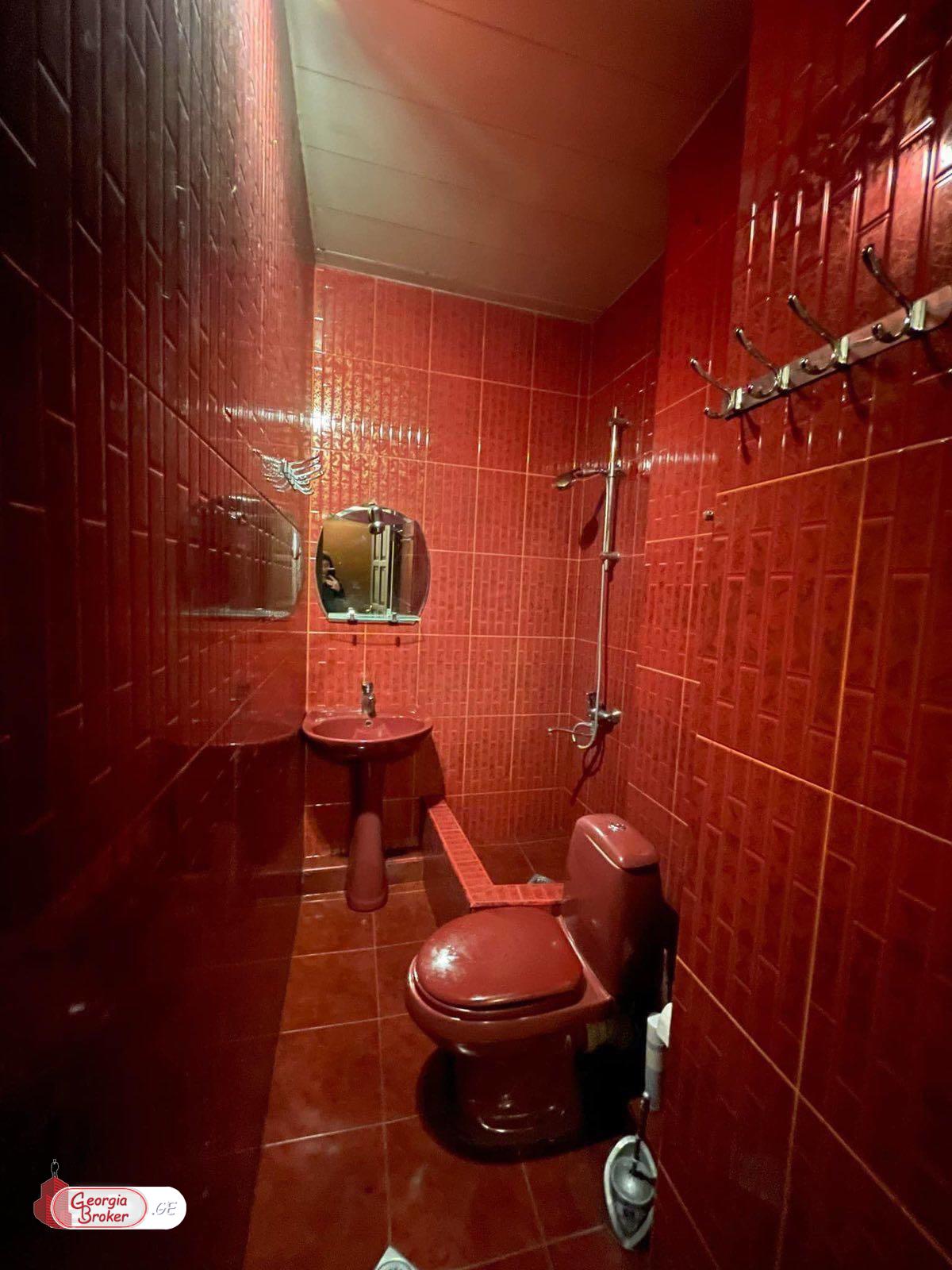 nearly repaired 2-room apartment for sale