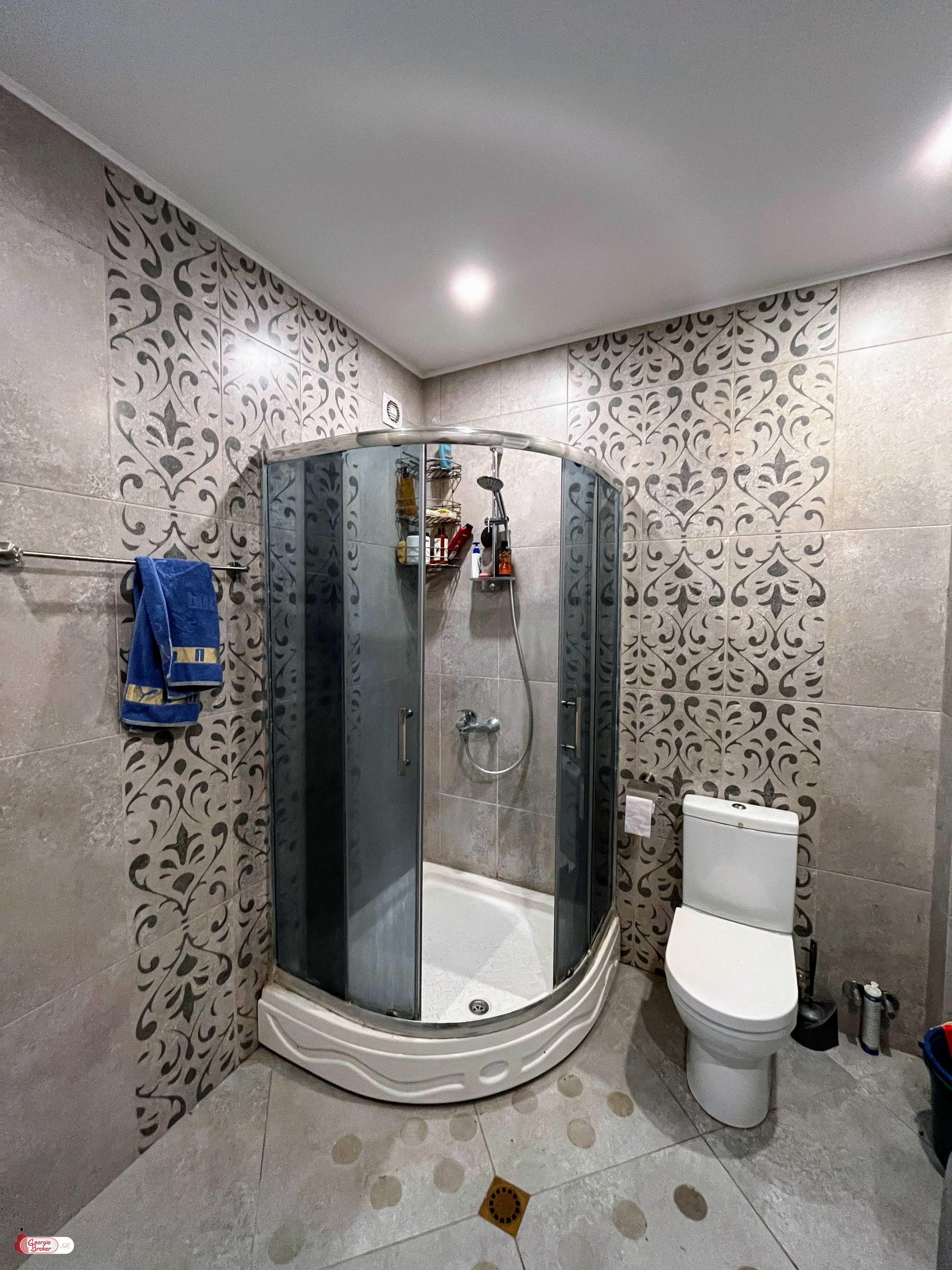 nearly repaired 3-room apartment for sale