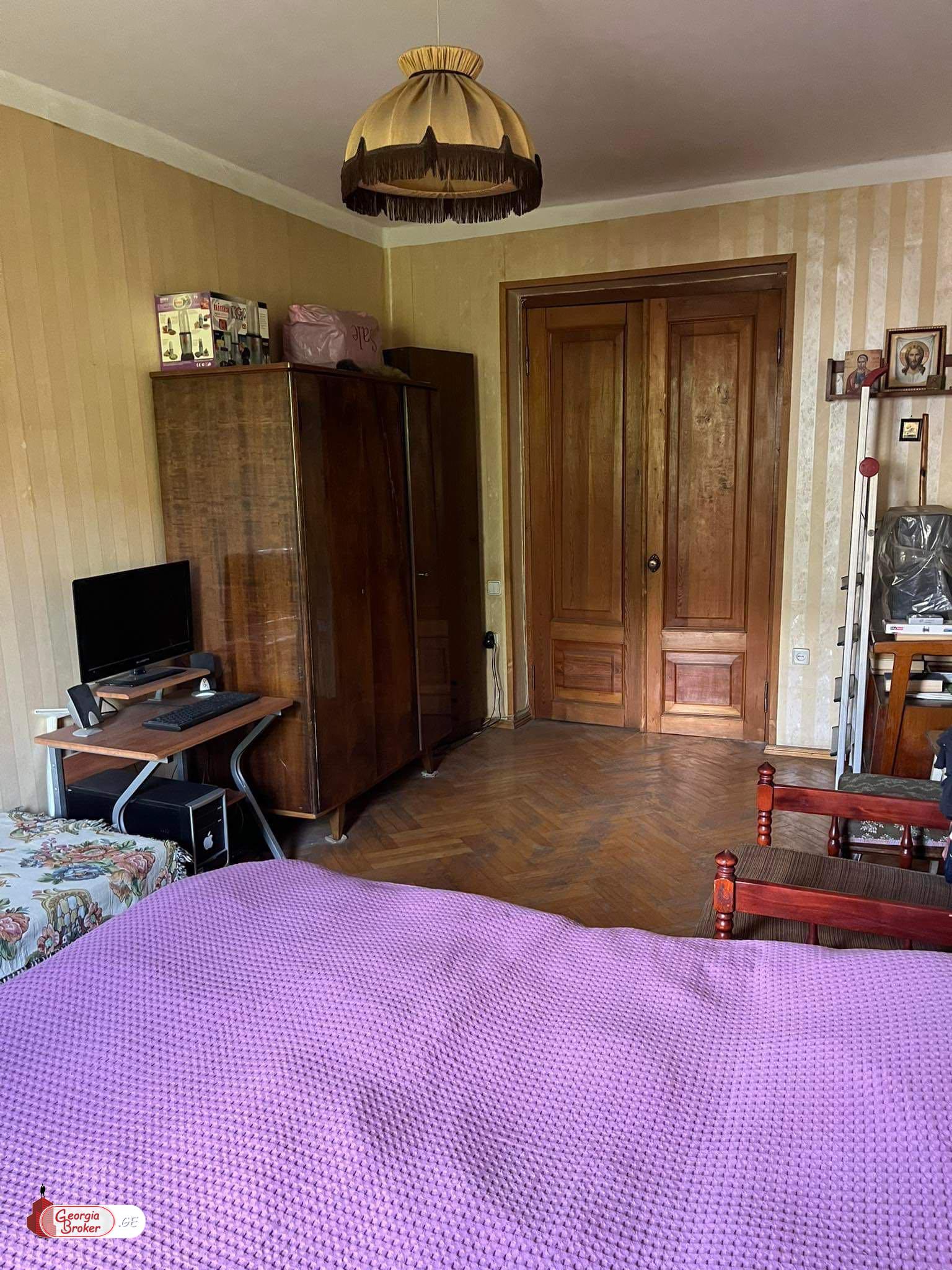 nearly repaired 3-room apartment for sale