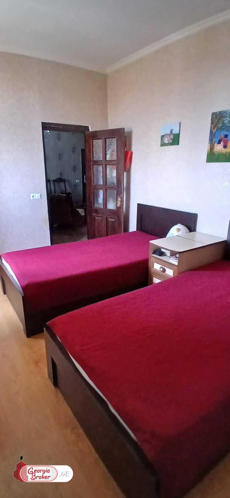 იყიდება ახალი გარემონტებული 3 ოთახიანი ბინა