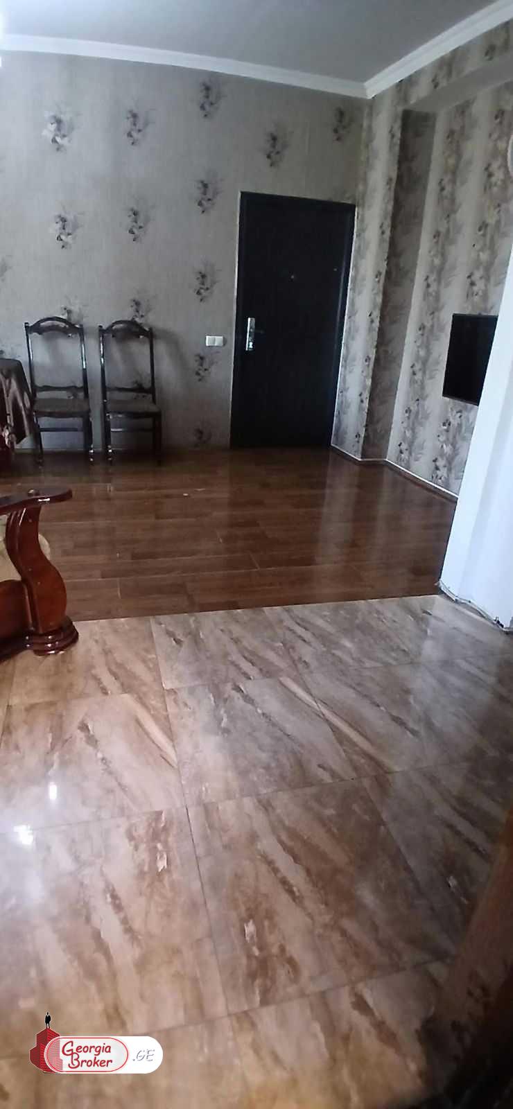 იყიდება ახალი გარემონტებული 3 ოთახიანი ბინა