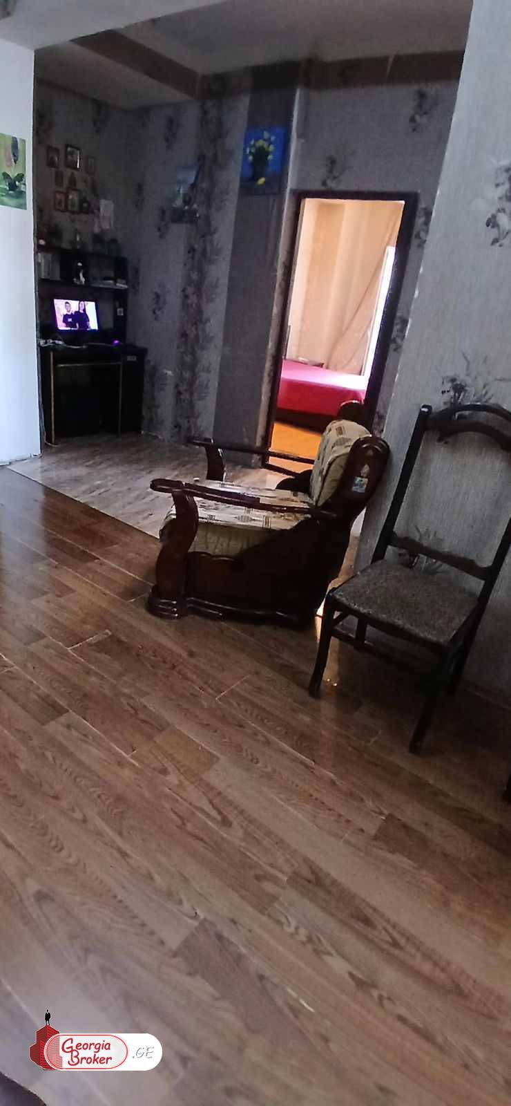 იყიდება ახალი გარემონტებული 3 ოთახიანი ბინა