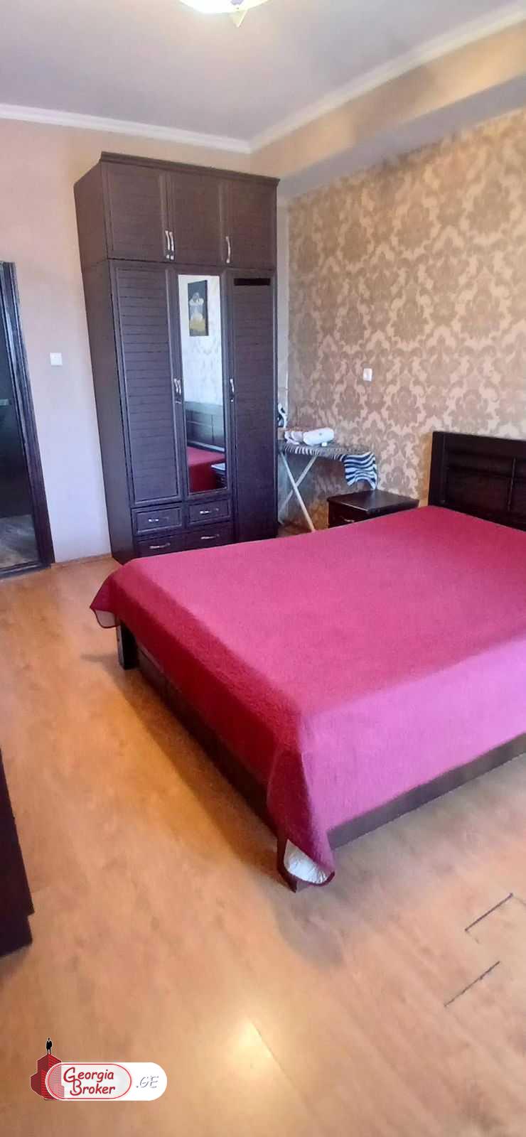 იყიდება ახალი გარემონტებული 3 ოთახიანი ბინა