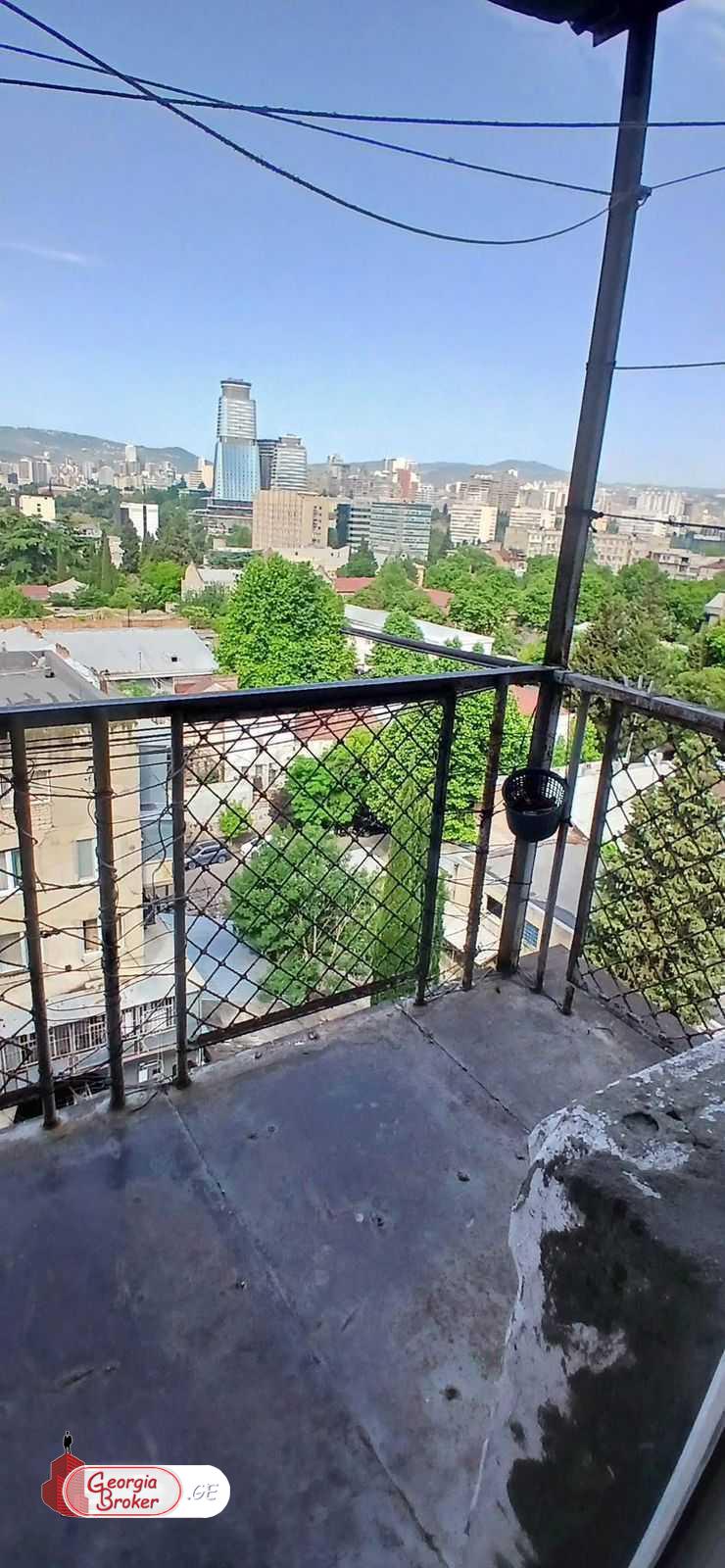 იყიდება ახალი გარემონტებული 3 ოთახიანი ბინა