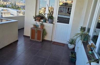 nearly repaired 4-room apartment for sale