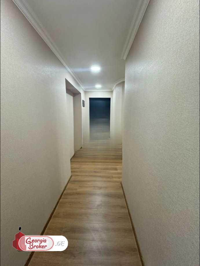 nearly repaired 5-room apartment for sale