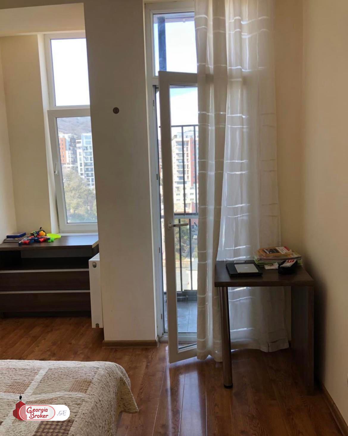 nearly repaired 3-room apartment for sale