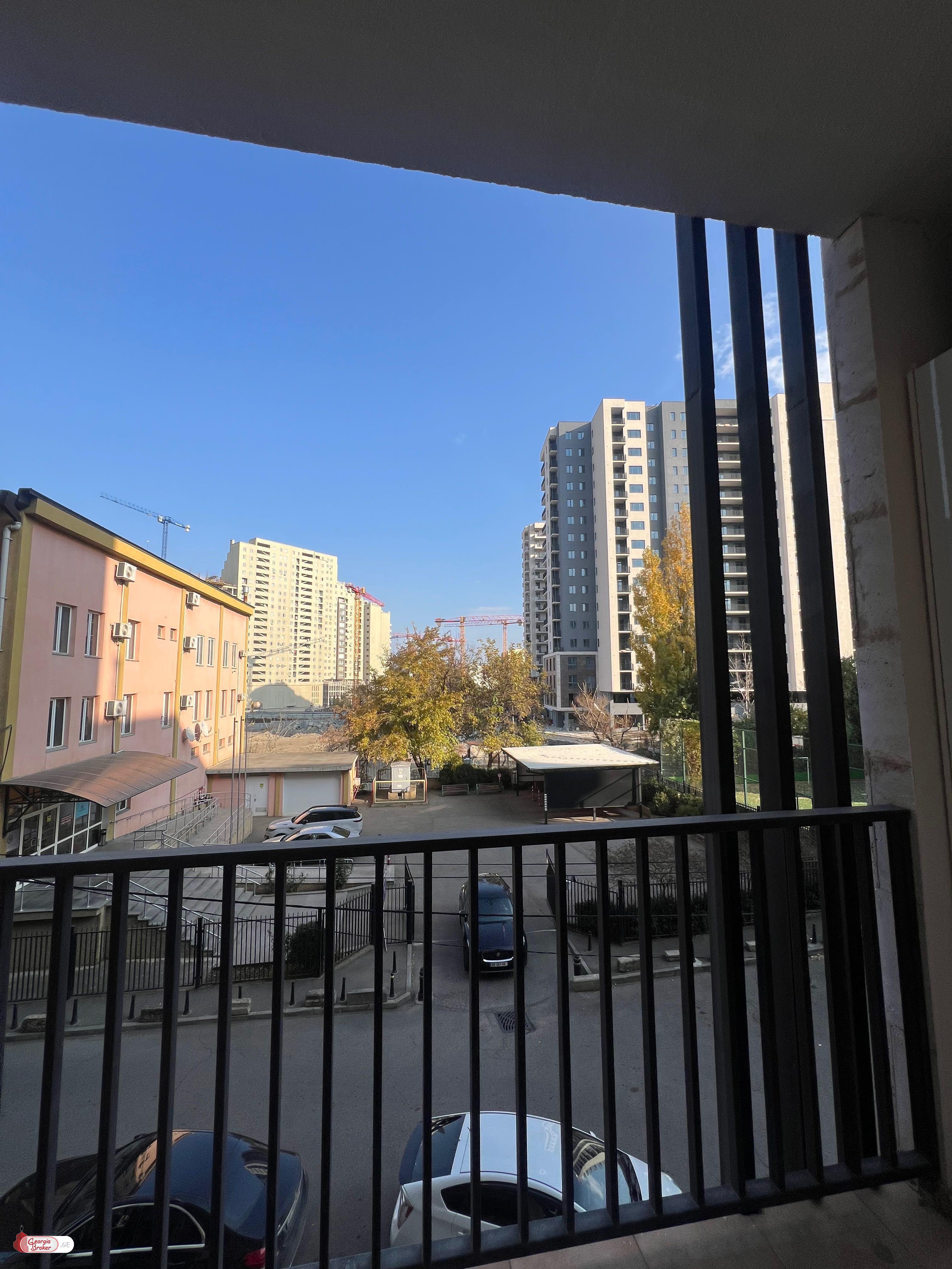 nearly repaired 2-room apartment for sale