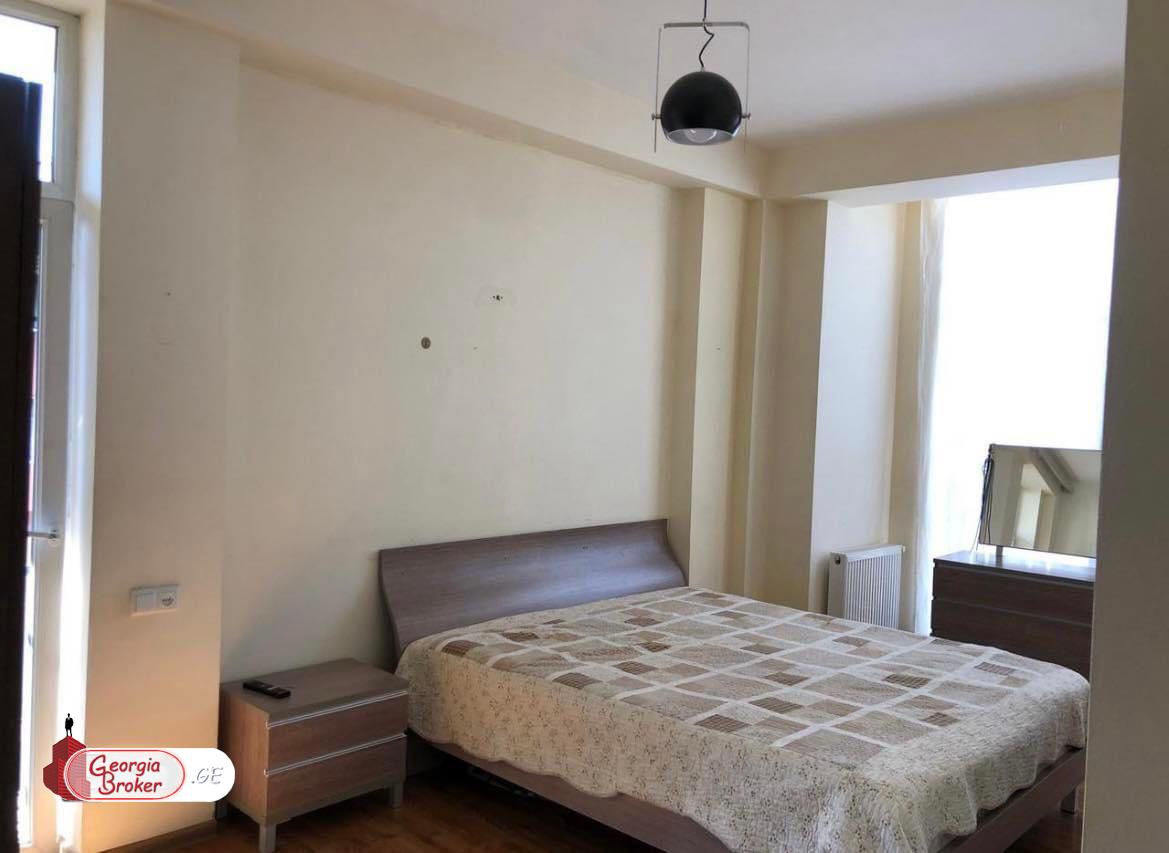 nearly repaired 3-room apartment for sale