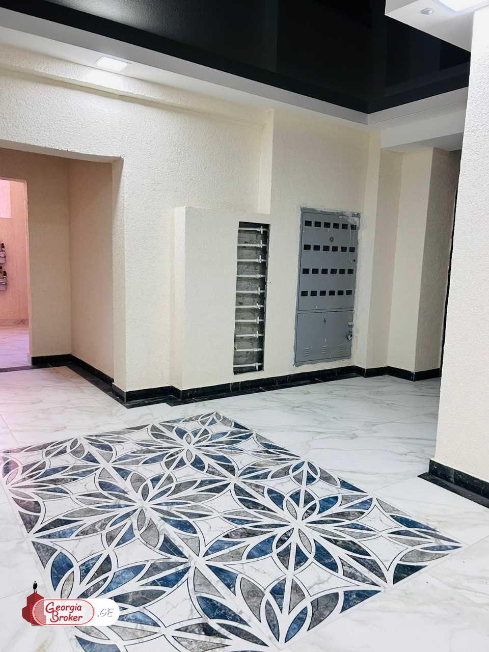 იყიდება ახალი გარემონტებული 2 ოთახიანი ბინა