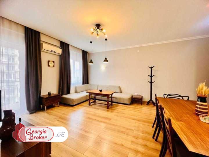 nearly repaired 3-room apartment for sale