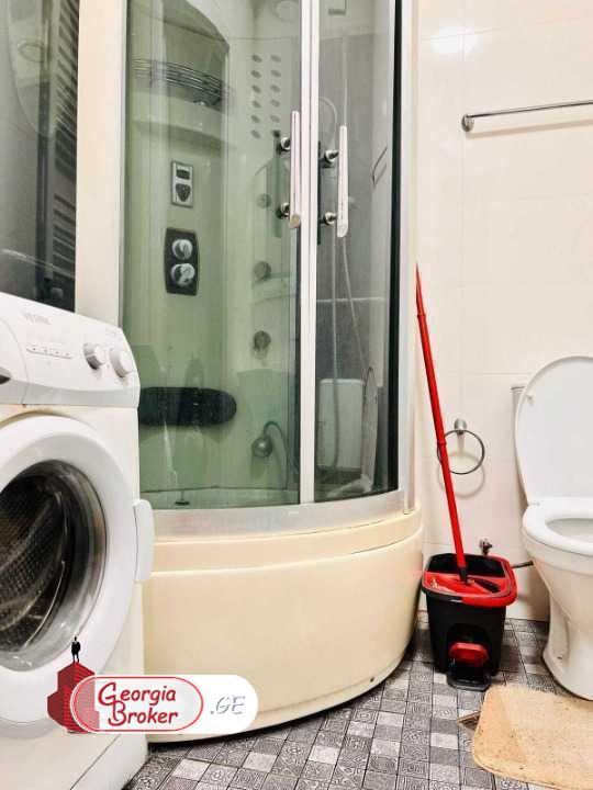 nearly repaired 3-room apartment for sale